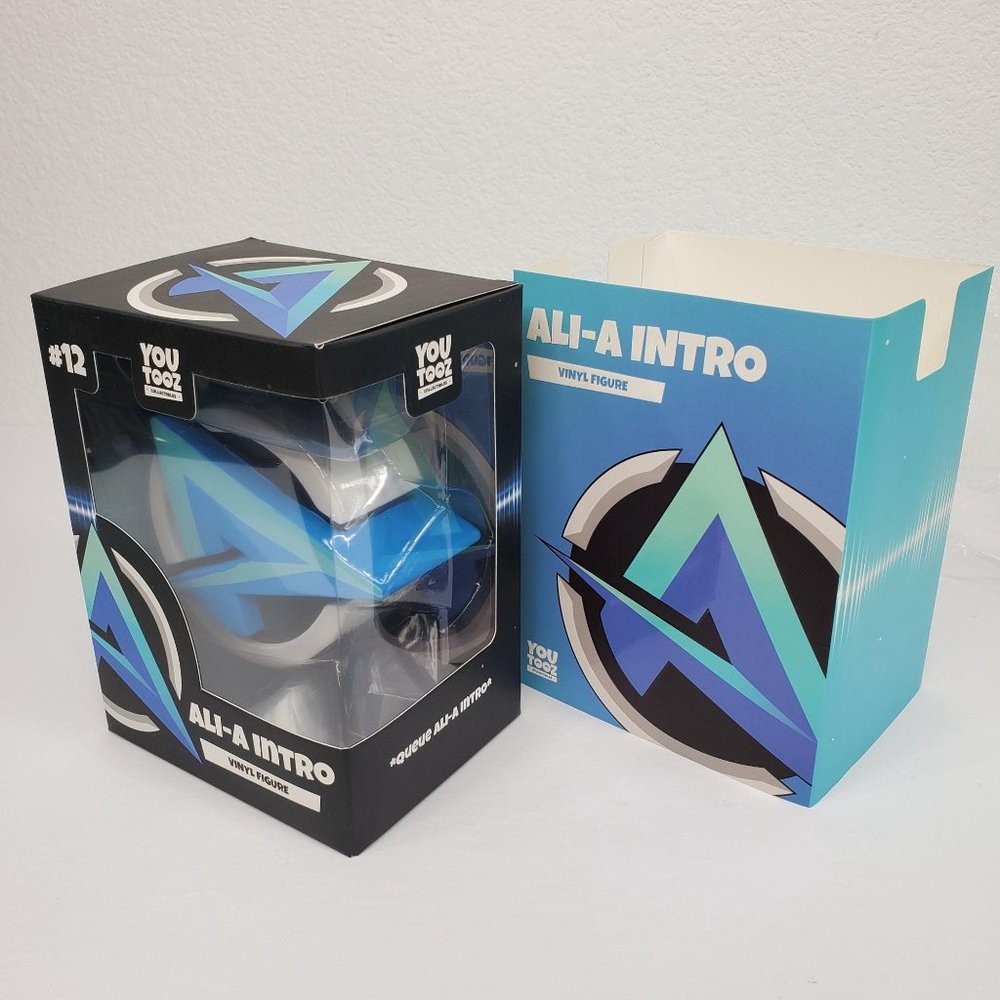 YouTooz #12 Ali-A Intro Vinyl Figure LE1000 BNIB